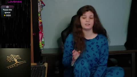 Snapshot of treejeanne chatting on March 31, 2026, 10:10 pm TreeJeanne online show from March 31, 2026, 10:10 pm
