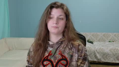 Snapshot of treejeanne chatting on May 5, 2026, 3:09 pm TreeJeanne online show from May 5, 2026, 3:09 pm