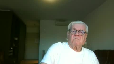 Snapshot of trekbeestje1 chatting on December 14, 2025, 7:58 am trekbeestje online show from December 14, 2025, 7:58 am