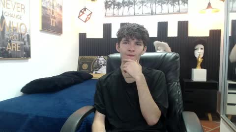 Snapshot of trevor_mob chatting on June 4, 2026, 3:51 pm trevor_mob online show from June 4, 2026, 3:51 pm