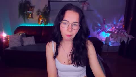 Snapshot of triciadaisy chatting on June 8, 2026, 8:26 am TriciaDaisy online show from June 8, 2026, 8:26 am