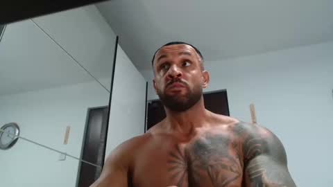 tridentmuscles online show from November 30, 2025, 9:41 pm