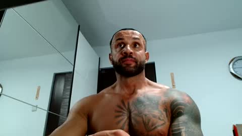 tridentmuscles online show from January 5, 2026, 10:57 pm