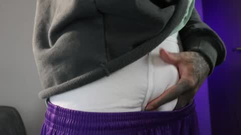 - trieone online show from April 15, 2026, 4:47 pm