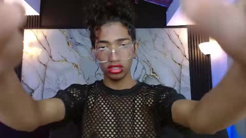 Snapshot of triiangel_latinboy chatting on April 20, 2026, 12:24 am Johan online show from April 20, 2026, 12:24 am