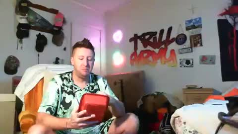 trillnonymau5 online show from January 9, 2025, 9:37 pm