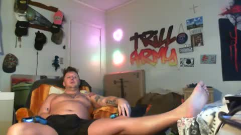 trillnonymau5 online show from January 11, 2025, 3:44 am