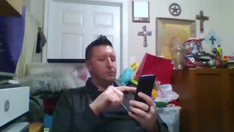 trillnonymau5 online show from January 20, 2025, 3:26 am