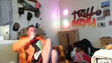 trillnonymau5 online show from January 21, 2025, 6:22 am