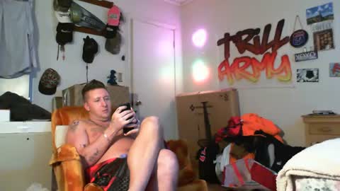 trillnonymau5 online show from January 21, 2025, 9:24 am