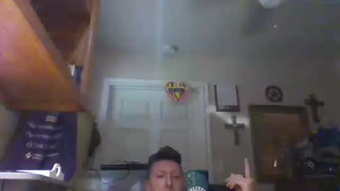 trillnonymau5 online show from February 15, 2025, 11:03 pm