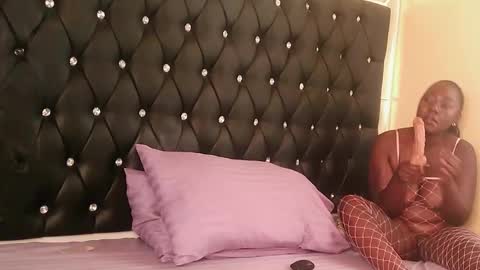 Snapshot of trinatrina94 chatting on December 16, 2025, 9:03 am trinatrina94 online show from December 16, 2025, 9:03 am