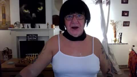 trinity1011 online show from October 27, 2025, 7:56 am