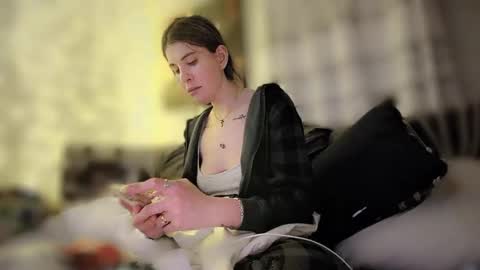 Snapshot of trinityxsecret chatting on March 9, 2025, 7:01 am MadisonMontgomery online show from March 9, 2025, 7:01 am