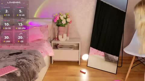 Luna online show from April 29, 2026, 5:41 pm