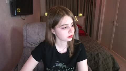 tripleprinces online show from January 3, 2025, 7:29 pm