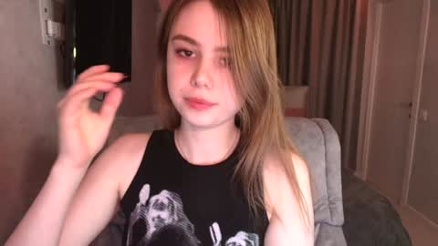 tripleprinces online show from January 25, 2025, 6:46 pm