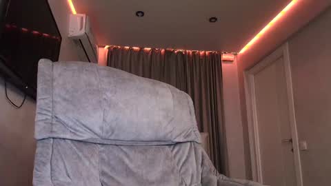 tripleprinces online show from March 12, 2025, 6:11 pm