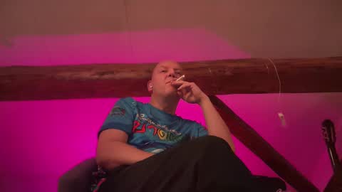 Triton online show from April 12, 2026, 11:10 pm