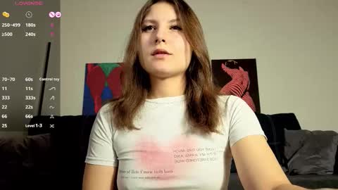 Snapshot of trixibell chatting on November 29, 2025, 4:26 am trixibell online show from November 29, 2025, 4:26 am