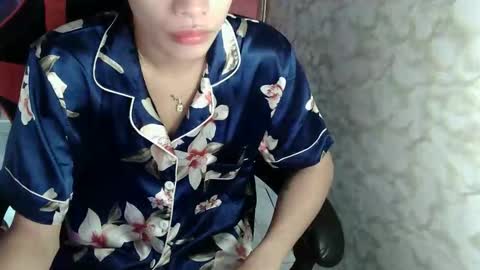 trixie_loresucker online show from October 26, 2025, 3:34 am