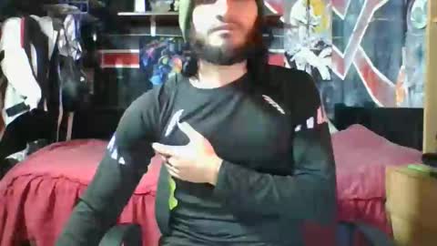 Andrew online show from November 4, 2025, 9:47 pm