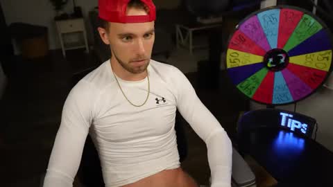 Snapshot of troy_greenxo chatting on November 10, 2025, 4:22 am Troy Green online show from November 10, 2025, 4:22 am