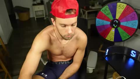 Snapshot of troy_greenxo chatting on November 27, 2025, 10:56 pm Troy Green online show from November 27, 2025, 10:56 pm