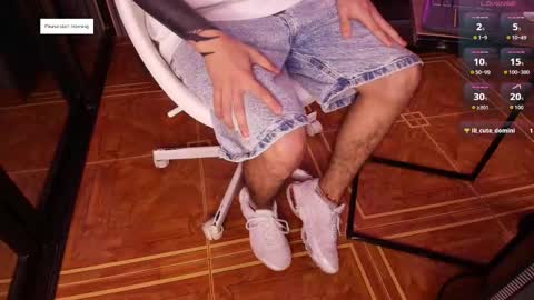 Troy online show from November 19, 2025, 7:25 pm