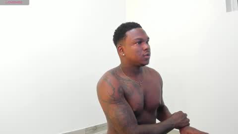 Snapshot of troykhalil chatting on November 16, 2025, 5:46 am Troy Khalil online show from November 16, 2025, 5:46 am