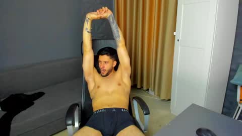 Snapshot of troywade chatting on May 21, 2026, 5:14 am TroyWade online show from May 21, 2026, 5:14 am