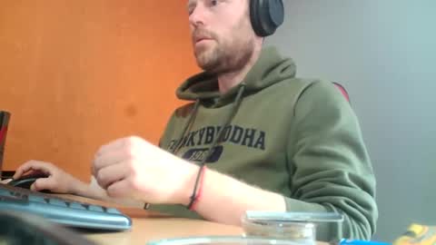 Snapshot of truble_78 chatting on February 21, 2025, 2:27 pm truble_78 online show from February 21, 2025, 2:27 pm