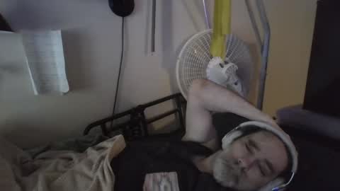 Snapshot of truckinjoe chatting on May 11, 2026, 12:38 am Joe online show from May 11, 2026, 12:38 am