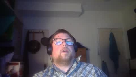 Snapshot of true_manofworth chatting on October 27, 2025, 1:53 am HandicappedLaugher online show from October 27, 2025, 1:53 am