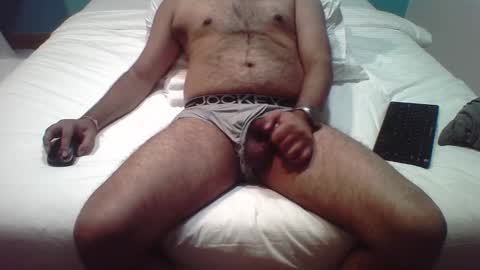 Snapshot of trvling_paul chatting on December 16, 2024, 1:43 pm trvling_paul online show from December 16, 2024, 1:43 pm