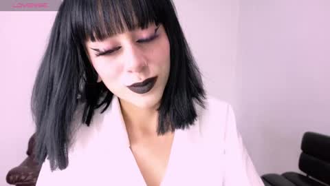 Cait online show from April 25, 2026, 2:25 am