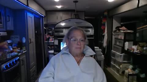 Snapshot of ts_evangeline chatting on October 23, 2025, 8:24 am Evangeline online show from October 23, 2025, 8:24 am