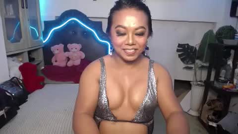 tsamandaxxx online show from December 4, 2024, 5:22 pm