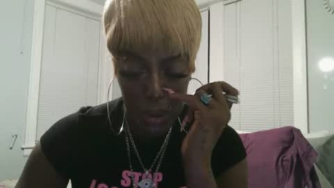 Amber White online show from July 9, 2026, 2:04 am