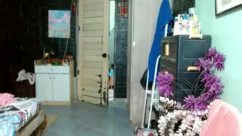 SHENA  online show from March 16, 2026, 5:44 am