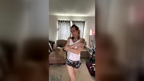 Snapshot of tsgoddessleora chatting on July 3, 2026, 7:53 pm tsgoddessleora online show from July 3, 2026, 7:53 pm