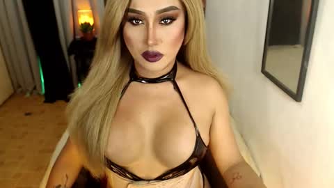 SEDUCTIVEmistresCUMS online show from January 28, 2025, 1:05 pm