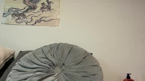 tsj777 online show from October 22, 2025, 3:45 pm