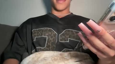 tsj777 online show from November 17, 2025, 4:40 am