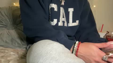 Snapshot of tsj777 chatting on December 18, 2025, 7:47 am tsj777 online show from December 18, 2025, 7:47 am