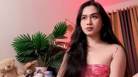 Snapshot of tsnathaliasilvana chatting on February 6, 2026, 12:30 pm Bella Ratbu online show from February 6, 2026, 12:30 pm