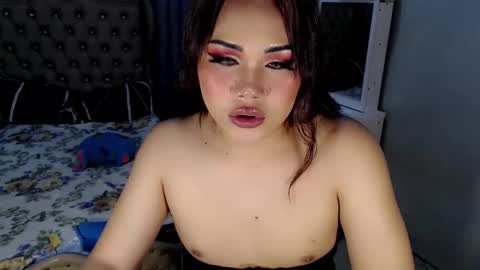 Snapshot of tsscarlett_xx chatting on March 1, 2025, 10:31 pm jayvie online show from March 1, 2025, 10:31 pm