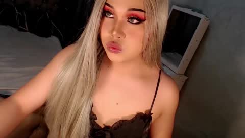 Snapshot of tsscarlett_xx chatting on October 27, 2025, 6:23 pm jayvie online show from October 27, 2025, 6:23 pm