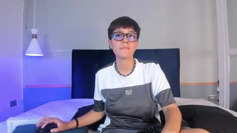 Maru online show from November 16, 2025, 8:36 pm