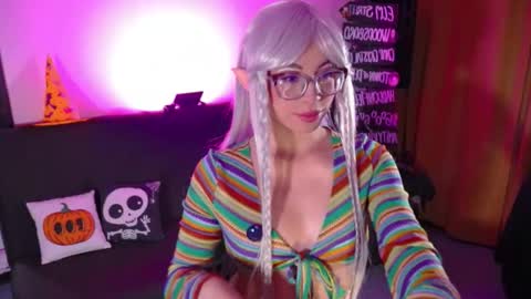 Cherry Moon online show from October 25, 2025, 1:35 am